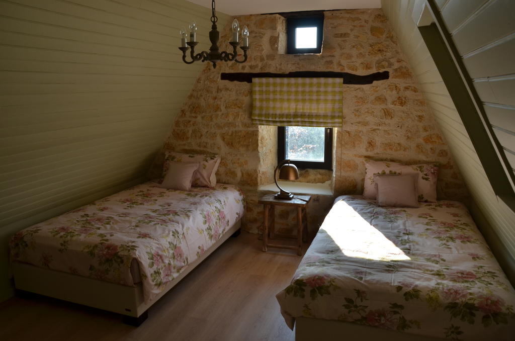 Domaine De La Greze Hotel Labastide-Murat Room photo